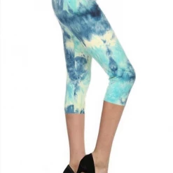 Boutique Simplified Smooth Sailing Capri Leggings New Arrivals
