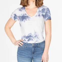 Iris & Rainbow Boutique #B159 Summer Dreams Cuffed Shorts (Medium Wash) New Arrivals