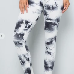 Iris & Rainbow Boutique #C33 Up In The Clouds Lounge Pants