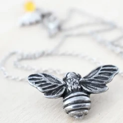 Iris & Rainbow Boutique New Arrivals #J964 Big Bumble Bee Necklace