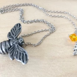 Iris & Rainbow Boutique New Arrivals #J964 Big Bumble Bee Necklace