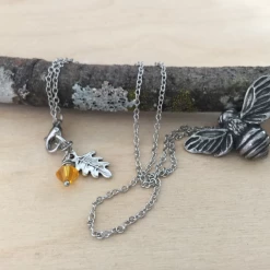 Iris & Rainbow Boutique New Arrivals #J964 Big Bumble Bee Necklace