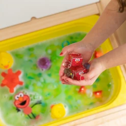 Iris & Rainbow Boutique #K102 Elmo Glo Pals Light Up Cubes