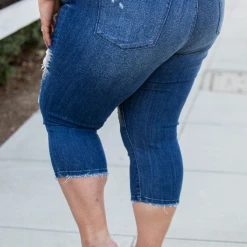 Iris & Rainbow Boutique #K552 Feeling Myself In Contrast Patch Judy Blue Skinny Capri New Arrivals