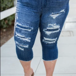 Iris & Rainbow Boutique #K552 Feeling Myself In Contrast Patch Judy Blue Skinny Capri New Arrivals