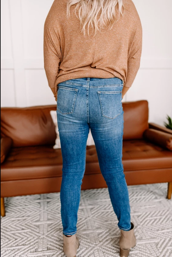Iris & Rainbow Boutique New Arrivals #K524 Eyes On Me Tummy Control Judy Blue Jeans 12 Iris & Rainbow Boutique New Arrivals #K524 Eyes On Me Tummy Control Judy Blue Jeans