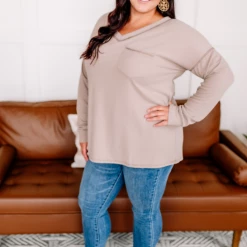 Iris & Rainbow Boutique #K586 Dashing Ribbed Pocket Sweater (TAUPE)