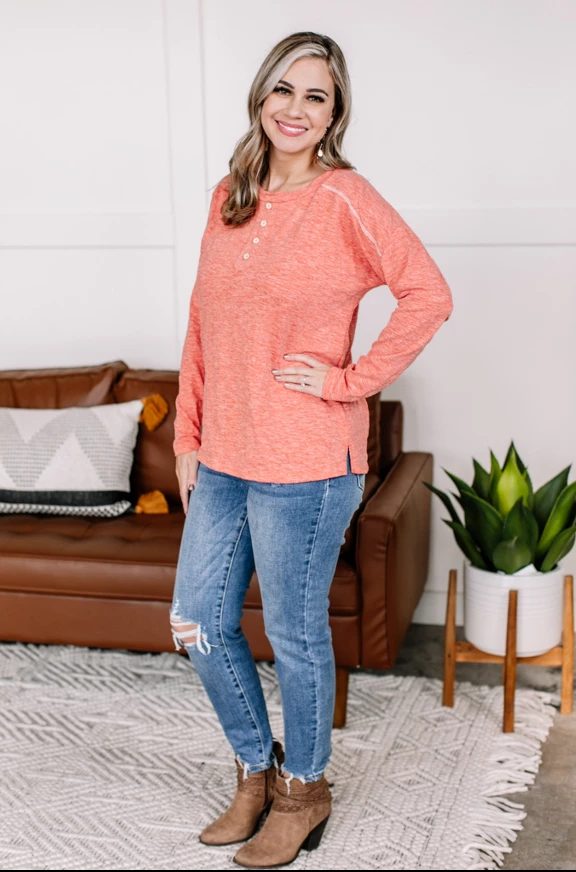 Iris & Rainbow Boutique New Arrivals #K770 Take A Knee Judy Blue Girlfriend Jeans 16 Iris & Rainbow Boutique New Arrivals #K770 Take A Knee Judy Blue Girlfriend Jeans