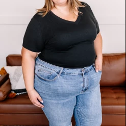 Iris & Rainbow Boutique New Arrivals #K770 Take A Knee Judy Blue Girlfriend Jeans 23 Iris & Rainbow Boutique New Arrivals #K770 Take A Knee Judy Blue Girlfriend Jeans