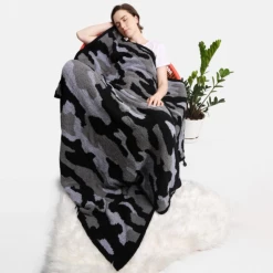 Iris & Rainbow Boutique New Arrivals #K786 Luxury In Disguise Blanket