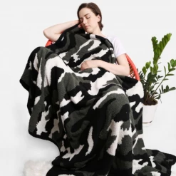 Iris & Rainbow Boutique New Arrivals #K786 Luxury In Disguise Blanket