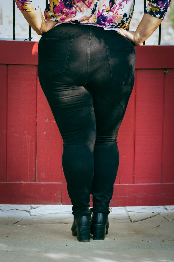 Iris & Rainbow Boutique #K754 Look So Perfect Distressed Judy Blue Skinny Jeans New Arrivals 7 Iris & Rainbow Boutique #K754 Look So Perfect Distressed Judy Blue Skinny Jeans New Arrivals