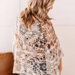 Iris & Rainbow Boutique New Arrivals #L7 Spot The Poncho