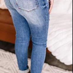 Iris & Rainbow Boutique New Arrivals #L263 Light Up The Night Judy Blue Skinny Jeans