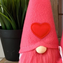 Iris & Rainbow Boutique New Arrivals #L941 7" Mini Valentine Gnome (Boy)