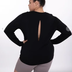 Iris & Rainbow Boutique New Arrivals #M285 Sunday Night Top (Black)