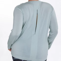 Iris & Rainbow Boutique #M287 Sunday Night Top (Mist)