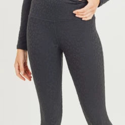 Iris & Rainbow Boutique New Arrivals #M571 Sexy Leopard Jacquard Leggings (Black)