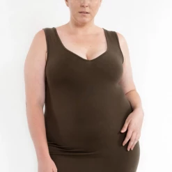 Iris & Rainbow Boutique #M636 Feeling Good Long Tank (Plus)