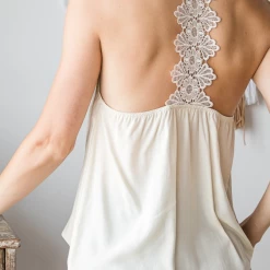 Iris & Rainbow Boutique New Arrivals #M755 Crochet Queen Top