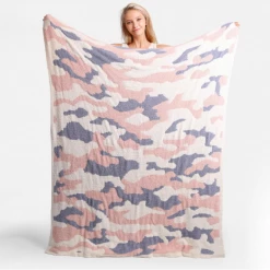 Iris & Rainbow Boutique New Arrivals #K786 Luxury In Disguise Blanket