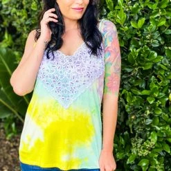 Boutique Simplified Summer Lovin' Wide Lace Tank