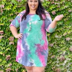 Boutique Simplified X's And O's Cold Shoulder Dress