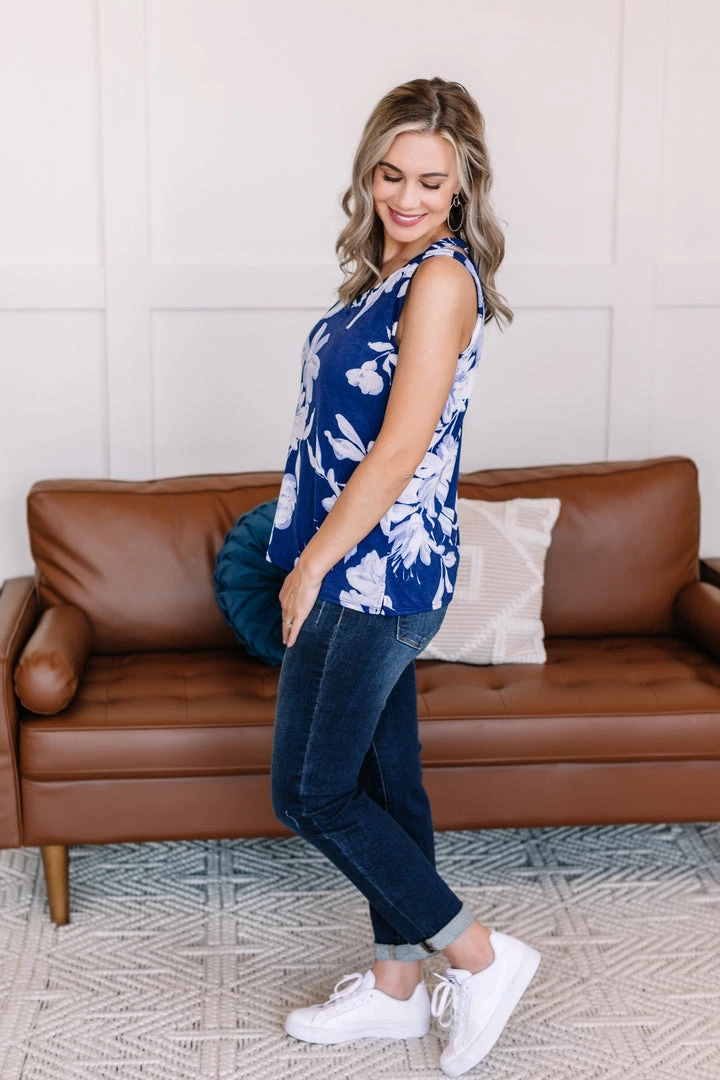 No Ship Drop Ship New Arrivals Set A Different Tone Blue Floral Tank Top 5 No Ship Drop Ship New Arrivals Set A Different Tone Blue Floral Tank Top