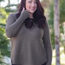 Boutique Simplified Olive Thumbhole Gabby 9 Boutique Simplified Olive Thumbhole Gabby