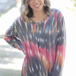 Boutique Simplified High Frequency Long Sleeve Top