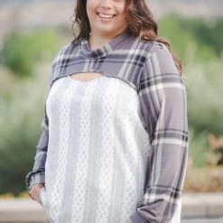 Boutique Simplified New Arrivals Peek Of Plaid Long Sleeve