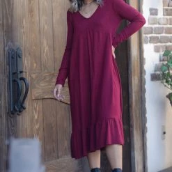 Boutique Simplified Wine & Dine Sweater Midi Dress