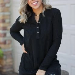 Boutique Simplified R&R Long Sleeve Top