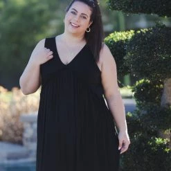 Boutique Simplified Feeling Ruffled Swing Dress - Black