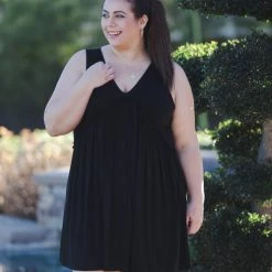 Boutique Simplified Feeling Ruffled Swing Dress - Black