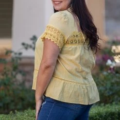 Boutique Simplified Sweet As Honey Woven Top
