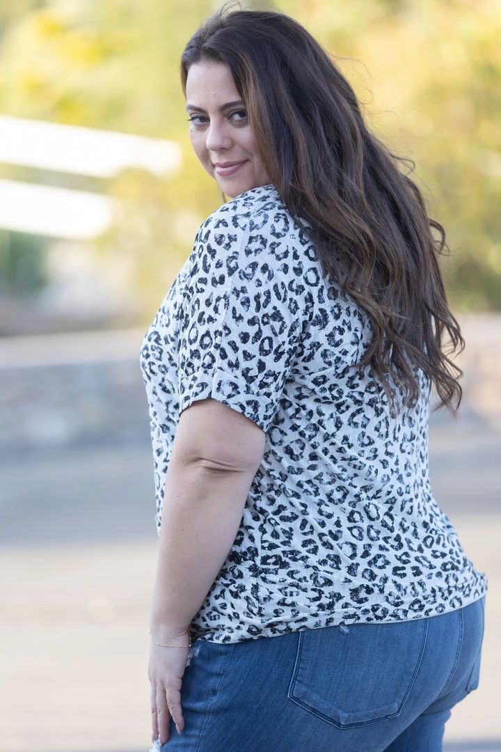 Boutique Simplified Siberian Vibes Boxy Dolman New Arrivals 5 Boutique Simplified Siberian Vibes Boxy Dolman New Arrivals