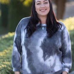 Boutique Simplified New Arrivals Let It Be Pullover