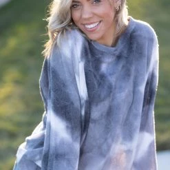 Boutique Simplified New Arrivals Let It Be Pullover