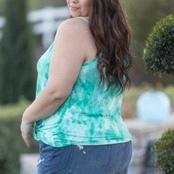 Boutique Simplified Incomplete Without You Twist Tank