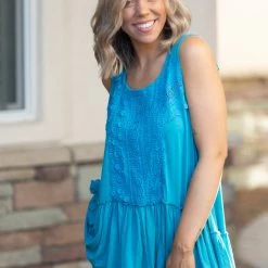 Boutique Simplified New Arrivals Aquatic Sleeveless Eyelet Lace Top