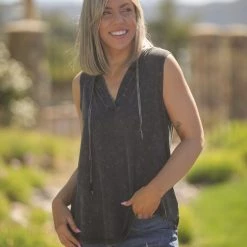 Boutique Simplified New Arrivals Captivating Black Sleeveless Hoodie