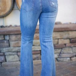 Boutique Simplified Living On The Fringe Risen Jeans