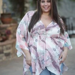 Boutique Simplified Sitting, Waiting, Wishing Kimono