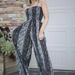 Boutique Simplified Floral Tracks Jumpsuit New Arrivals