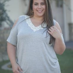 Boutique Simplified Exquisite Lacy Cold Shoulder New Arrivals