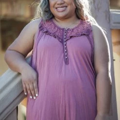 Boutique Simplified Twilight Berry Sleeveless Top New Arrivals