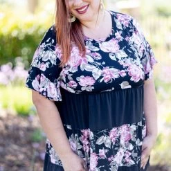 Boutique Simplified Vintage Rose Ruffled Tunic