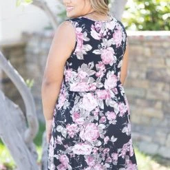 Boutique Simplified Vintage Rose Ruffle Dress