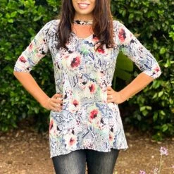 Boutique Simplified New Arrivals Garden Of Eden Choker Top